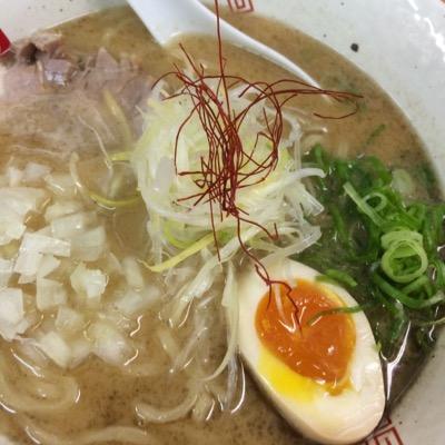 実際に足を運んだラーメン店を紹介します。そのほとんどが大阪です。取材店にはかたよりがありますがご了承ください。みなさんの幸せにつながりますように。某botをフォローしているのがきっかけなので多少似るとは思いますが引用・転載ではございません。