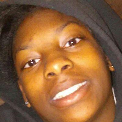 c7d60d15513c459's profile picture. yea if u  a cute boy follow me and anybody else could follow mee