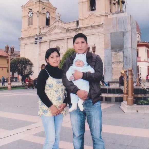 gianela_j's profile picture. 