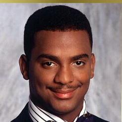 robloxstuff323's profile picture. 