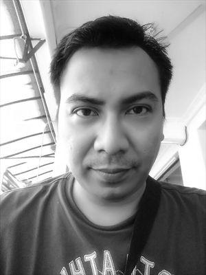 DolahSomad's profile picture. Seorang despatch yg berkicau sambil menunggang motorsikal gaya superman