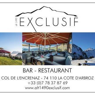 alt.1490 exclusif vous accueille en extérieur dans un cadre exceptionnel avec vue panoramique imprenable pour y déguster mets raffinés et vins de prestige.