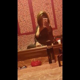 azzooz2233's profile picture. ديوث متحرر أحب المحارم والدياثه