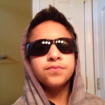 AlanChapa86's profile picture. 