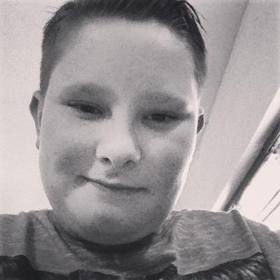 vectronics's profile picture. youtube/flaming-soap ✏️year 7/new brige✏️