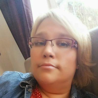 Schnuffelbaby12's profile picture. ¨¨*:•.☠ life´s too short to wait ☠ .•¨¨