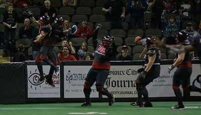 Offensive Lineman for the Sioux City Bandits.