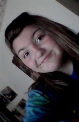 haileyholstein2's profile picture. My name is Hailey.  I play volleyball  basketball and softball.