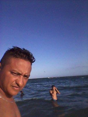 MaeloFlower's profile picture. Abogado, Contador, además dirigente político. Comprometido con el proceso revolucionario, de nuestro líder Hugo Chavez Frías.