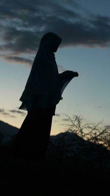 adepratiwyy's profile picture. 