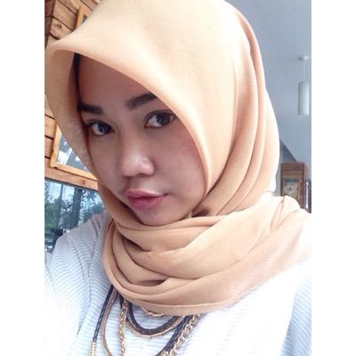 iinrussdi's profile picture. whatever you love me so much or hate me so much, that's your problem