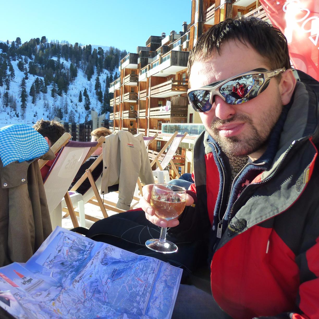 ofajs007's profile picture. 