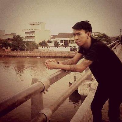 ahmadhusaini37's profile picture. 