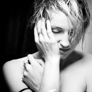 rolmolaranino's profile picture. La aida es como un cuento relatado por un idiota;vun cuento lleno de palabreria y frenesi, que no tiene ningun sentido