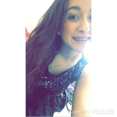 Amanda_Padron03's profile picture. 