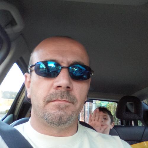 Mrrowane's profile picture. Mr Average in the flesh