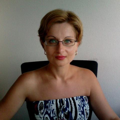 ninadora25's profile picture. 