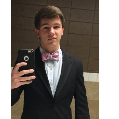 mattdavis1071's profile picture. Ayyee I finally got a Twitter lol I'm like really late. but I'm here so what's up! jk hey I'm fun and I like funny stuff. follow me and I follow back!