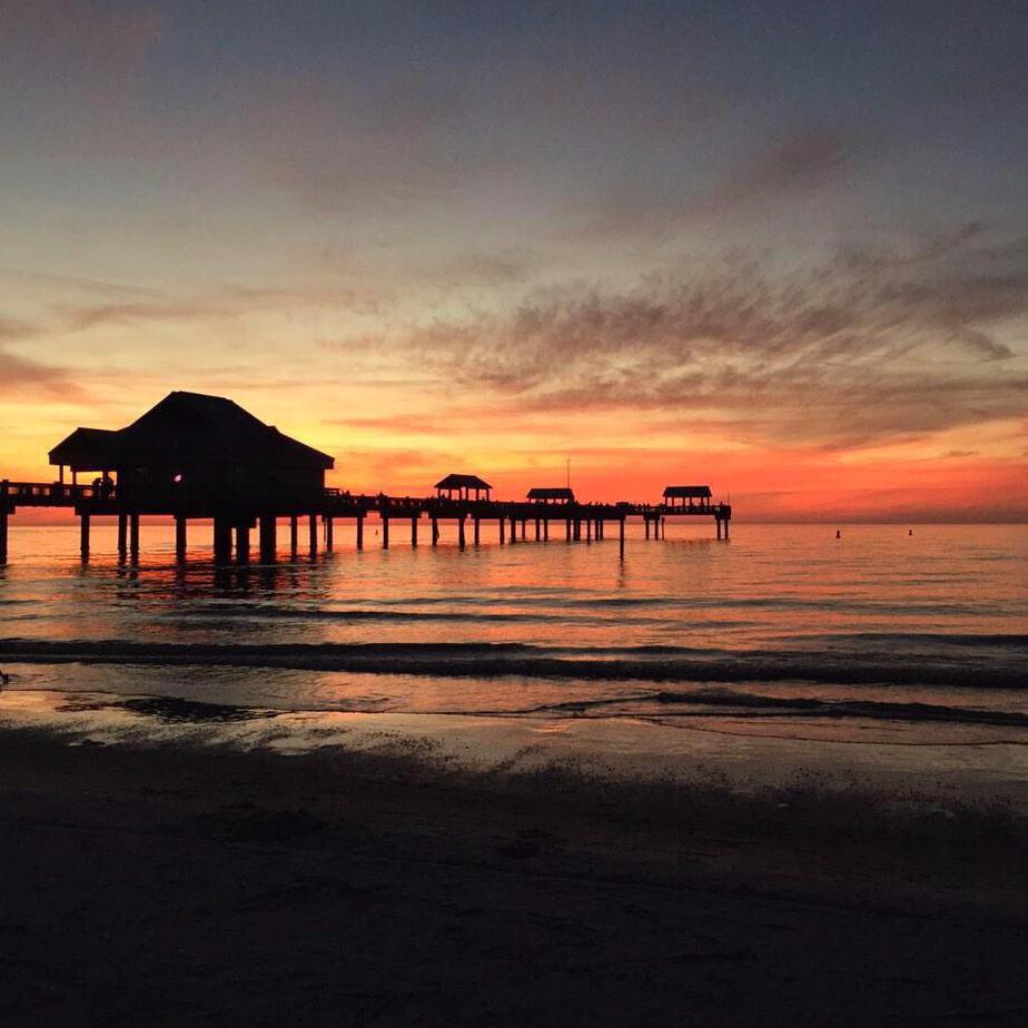 Long Key Vacation Rentals is a vacation rental company that is dedicated to serving our guests and condo owners. We work hard so you don't have to.