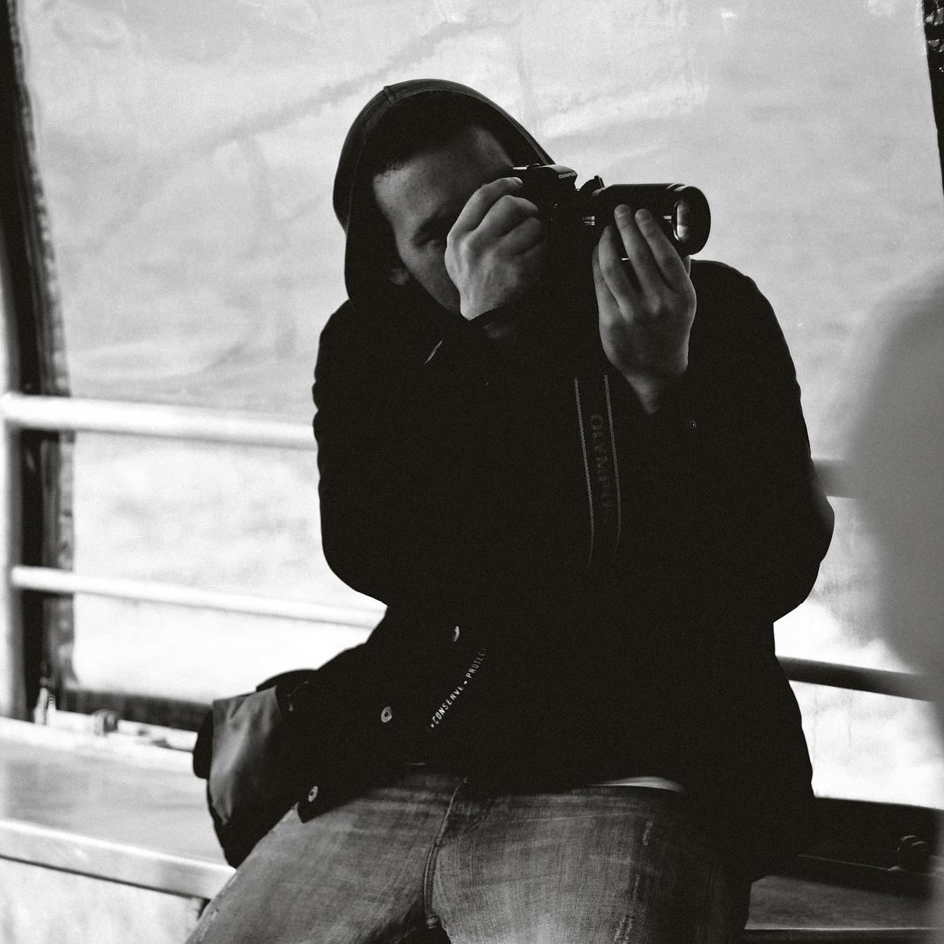 DarrenSacher's profile picture. Graphic designer, copywriter, illustrator, draftsman, photographer, and avid animal lover located in Vancouver Canada.