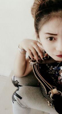 TWITTER: LORAINEISMAHNYM INSTAGRAM: LORAINEISMAHNYM SKYPE: LORAINE.LIBROJO ♡ ℱℴℓℓℴω! :)