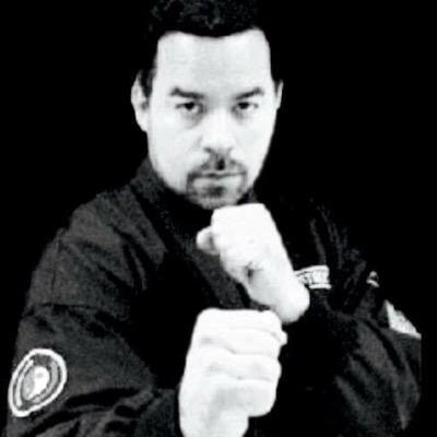 Sifu Richard Torres head instructor of Jeet Kune Do Martial Arts Institute since 1994 / Email: jeetkunedoma@msn.com / #jeetkunedo #martialarts