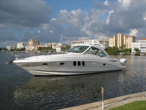 Club Nautico operates a fleet of powerboats and luxury yachts for short and long term rental and charter at various locations in South Florida.