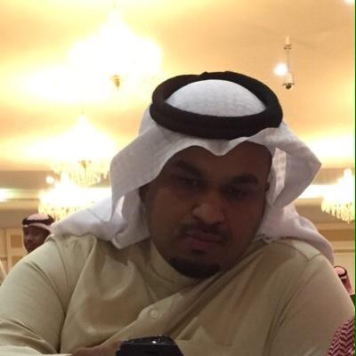 احب الشعر واحاول اكتبه... وانثره بصوت عالي... بس ما فيه احد يسمعني... واعشق البر والمكاشيت