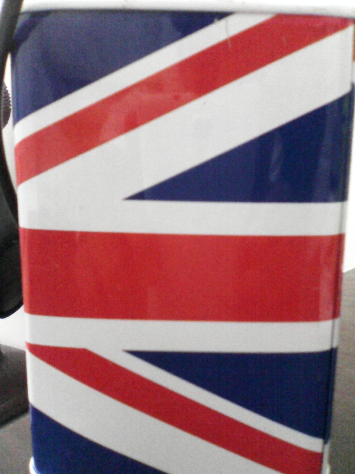 amirkhcik's profile picture. 