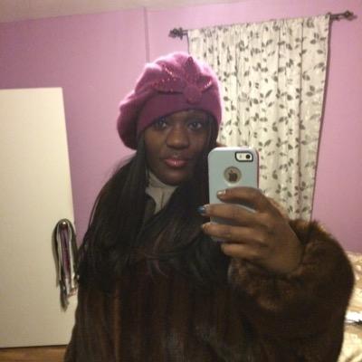 BarnesTynia's profile picture. Happy, loving and saved