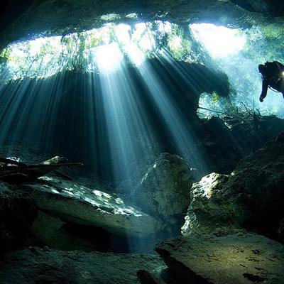 zekkeisupot's profile picture. 数年前にピースボートで世界一周をしました^_^そのときは10ヶ国程回りました♬でもまだまだ行ってみたいところがいっぱいです☆これから行ってみたいところや今までに行ってよかったところなどの画像をツイートしていきたいと思います^_^行ってみたいとか行ったことがある場所がでてきたらリツイートしてくださると嬉しいです♬