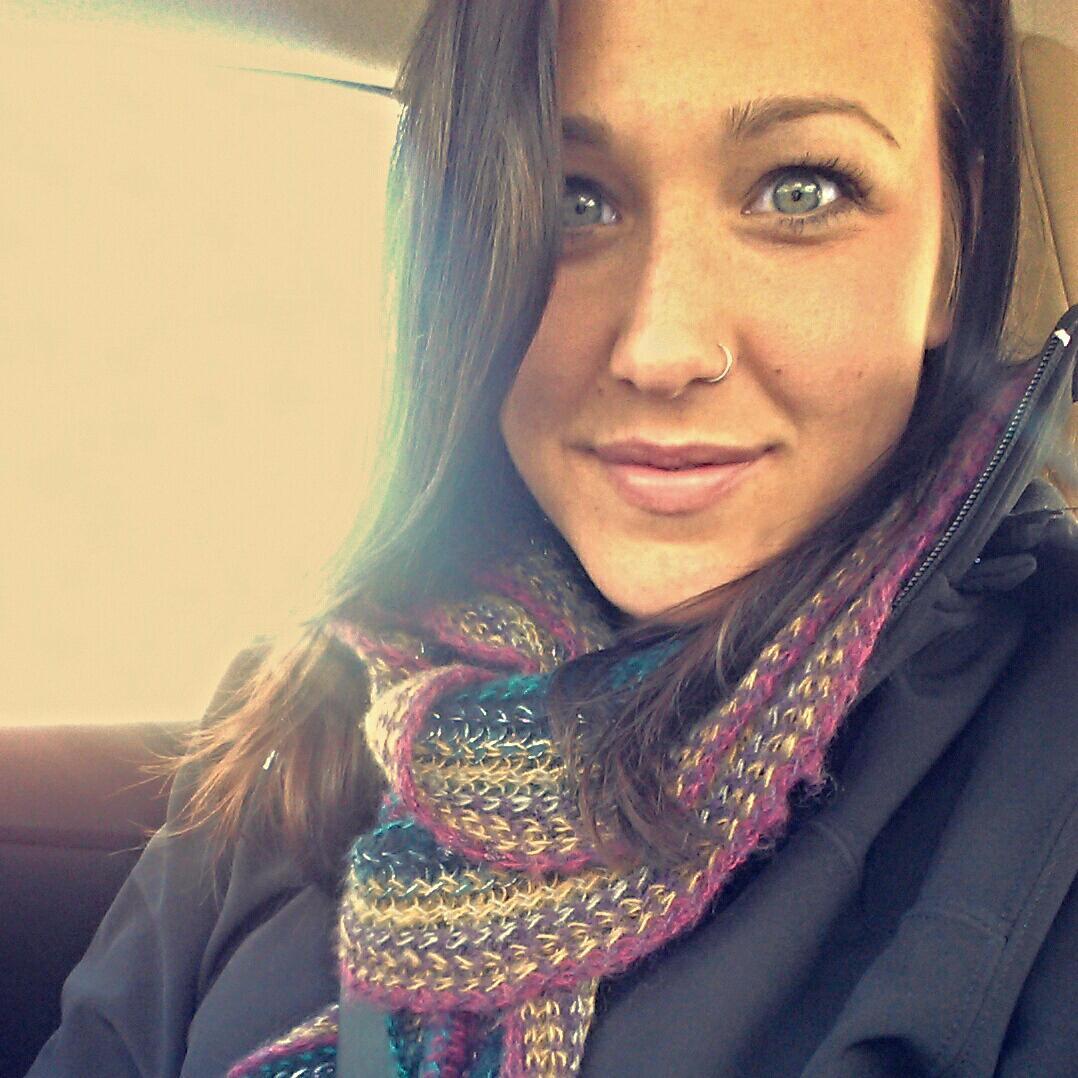 rachellyonphoto's profile picture. Instagram: rachellyonphoto  -  Cherish life because it gives you the chance to love and to work and to play and to look up at the stars.