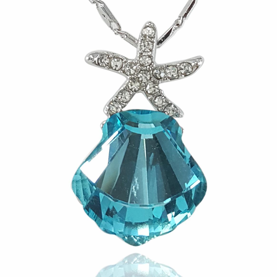 Sparkling, Shinny #Pendants #FashionJewelry for you to wear everyday, makes you looks beautiful in instant!