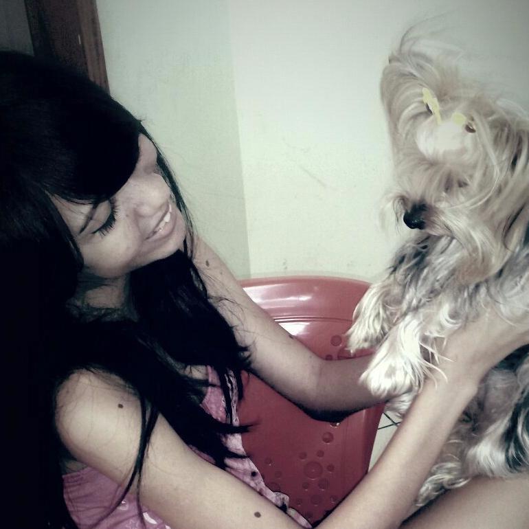 amandafg111's profile picture. 