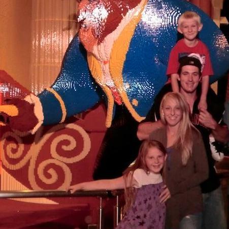 Melsbliss's profile picture. 