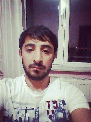 YlcnkySlhttn's profile picture. 