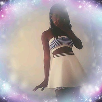 i love singing and dancing and im a yotuber i will love to have you guys are my fans your awesome✌