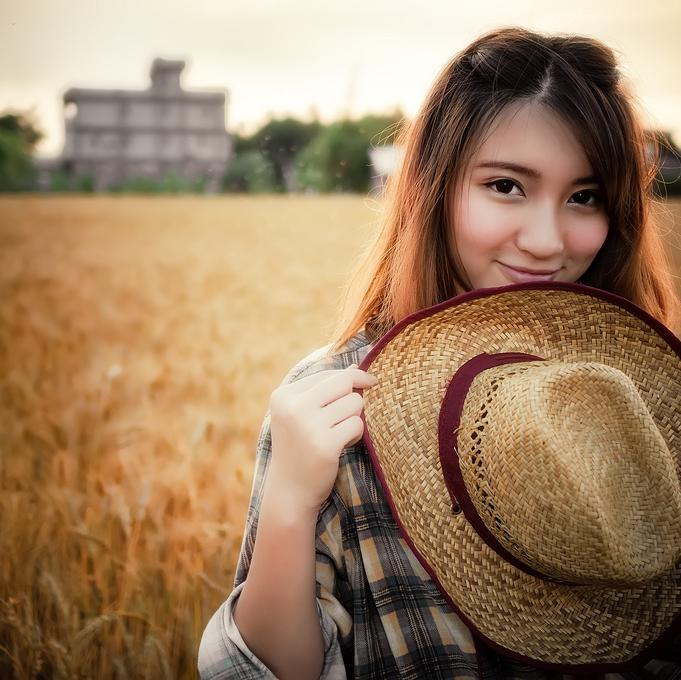 大学の友達には【アリーサ】って呼ばれています！ローカル線で一人旅が好きです♪好きなアーティストは「セカオワ」とか、ホフディランを聴いています。音楽好きな人、どんどん絡んでやって下さい。相互フォローOKです！