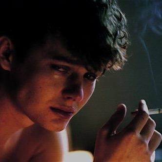 _inexistant_'s profile picture. L'amour, l'amour, l'amour, l'amour, l'amour.