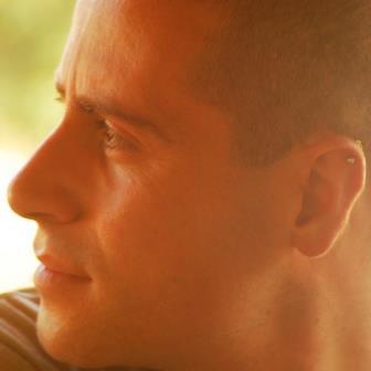 maurowanderlust's profile picture. Cresco, mi muovo, non rimango come le persone vogliono che io sia