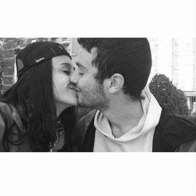 Que tu roce y mi roce juntos forman fuego.  J♡