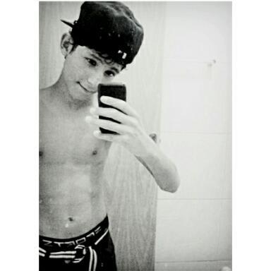 Gui_Oliveira215's profile picture. 