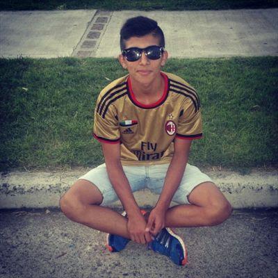 dec5951fadea41f's profile picture. 