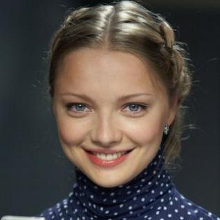 VozmuDeneg's profile picture. Тяжело спать на работе, когда тебя постоянно отвлекает начальник! #взаимныйфолловинг