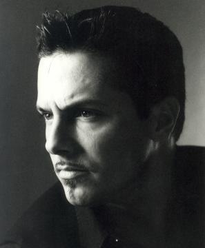 ricamado's profile picture. I live while I'm alive, I'll sleep when I'm dead