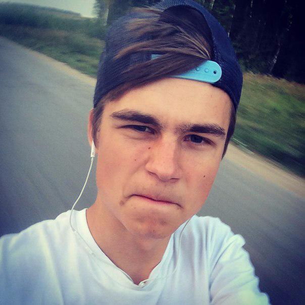 stickbeastin's profile picture. dont be mad that im doin me better than u doin u