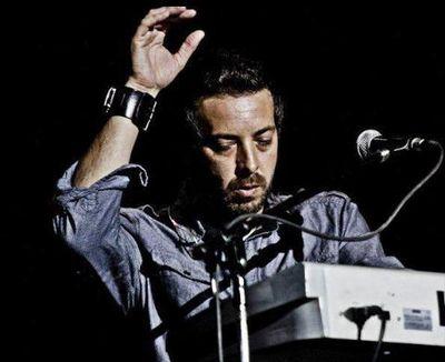 Frases y alguna que otra foto de @ntvgoficial, Curucha presente. Twitter de un fanatico.