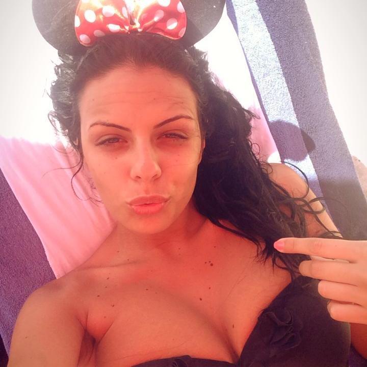 lisaguntera's profile picture. 