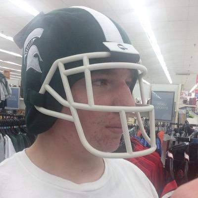 WyattWalden's profile picture. midland high football player, michigan fisherman