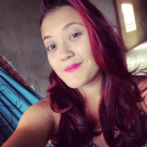 karoliny_vianna's profile picture. 